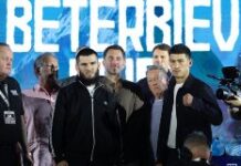 Бетербиев скромно оценивает значимость победного боя с Биволом 5df16fd2-de3f-4ecf-83e9-00ccdfbc317b-6765d27c