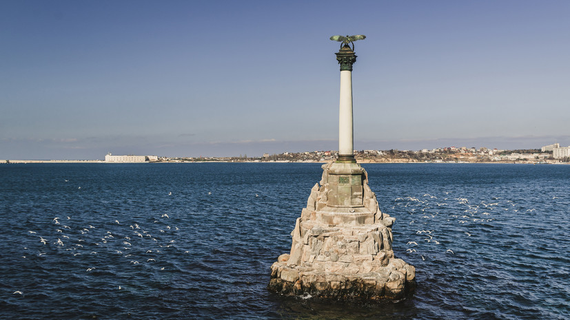 В Севастополе простились офицером, погибшим в результате подрыва машины