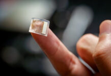 Революционная разработка: компактный ультразвуковой монитор давления для постоянного использования e7ed3419-6674-49bb-a1af-5343073a498e-67911cbb