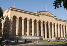 f1c9f340-11b8-4ad9-84b3-bf8d1e7aaefb-678b9821