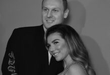 Последний романтический жест: трогательная история прощания Яниса Тиммы 19916af2-dcf1-4ac3-bbf5-01effd8ba7a6-67b66b94