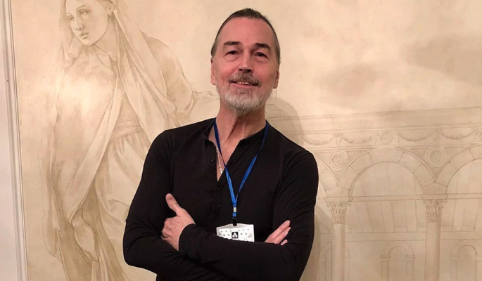 68-летний художник Никас Сафронов готовится стать отцом