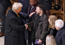 Особенности встречи мировых лидеров на церемонии в Париже 512e3f3e-2314-4b12-a523-f605679f0511-67a88088