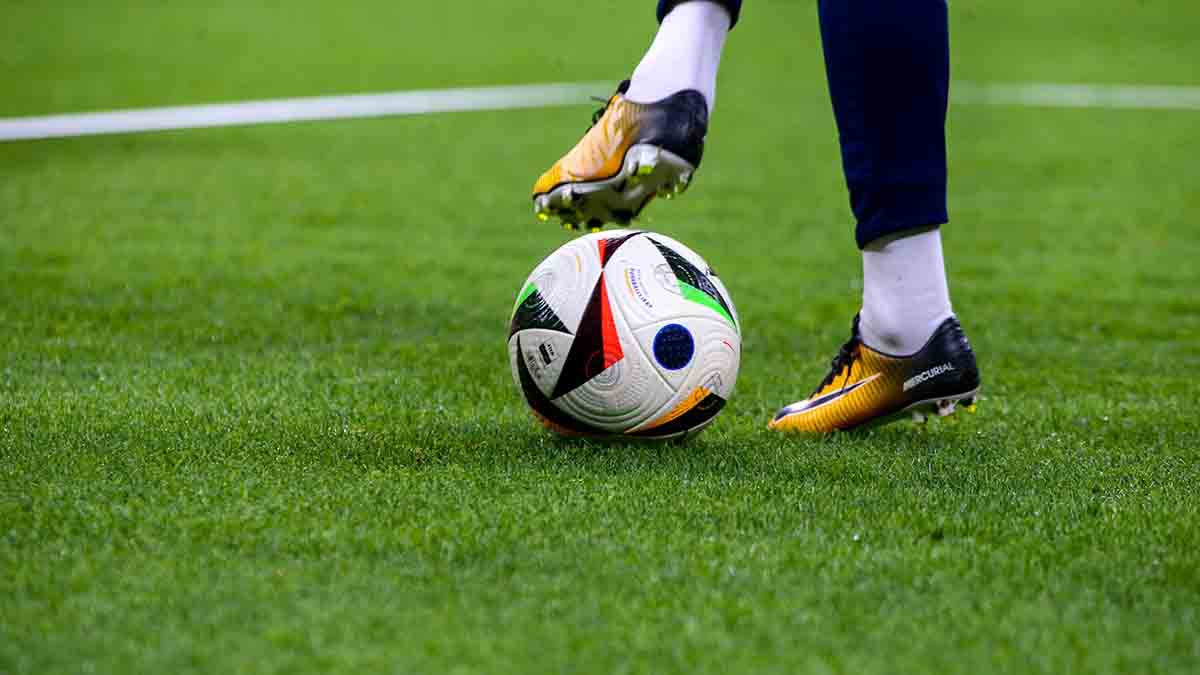 Стала известна цена «лучшего молодого футболиста» мира