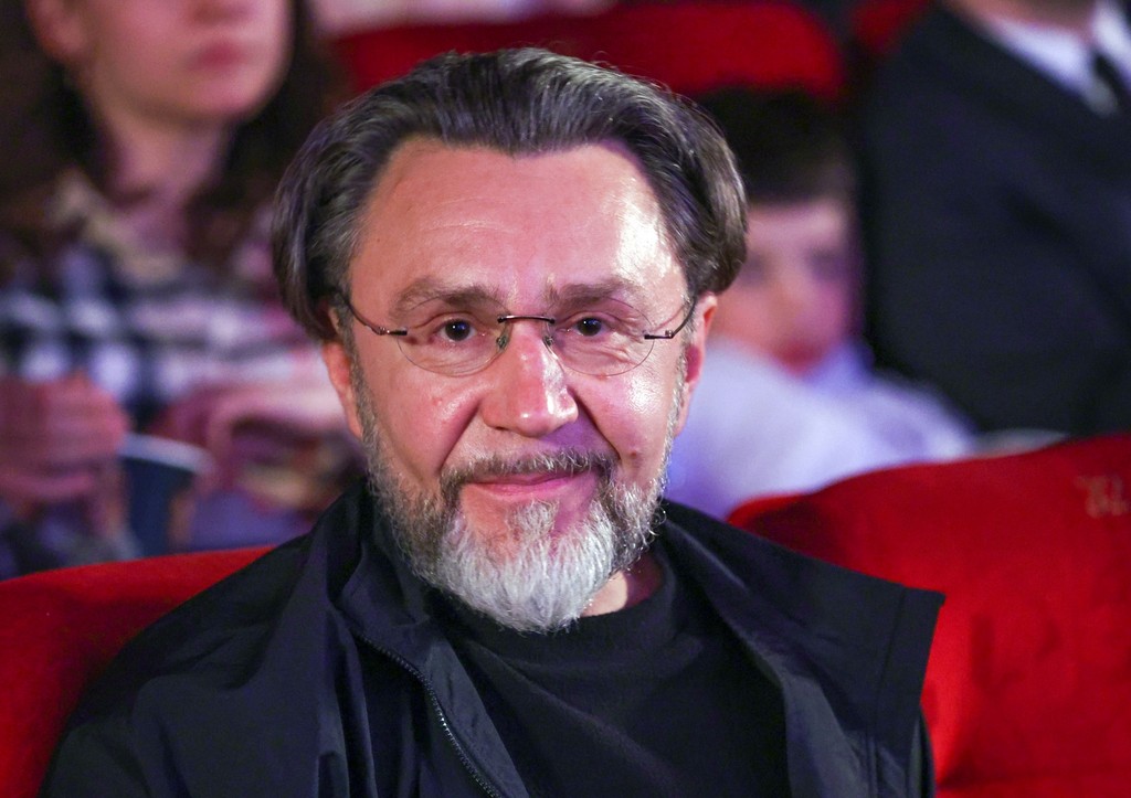 Сергей Шнуров