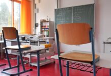 Federal and state governments agree report hard lockdown will be extended to January 31