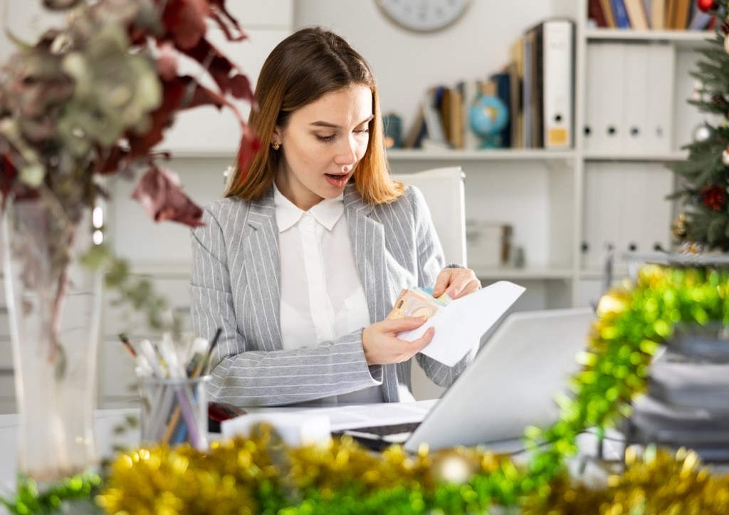 Работодателей могут обязать платить 13-ю зарплату