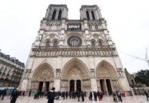 Реконструкция Нотр-Дама вызвала общественную дискуссию во Франции c7975172-91ef-41d2-a080-fdce6d754676-67aafaf1