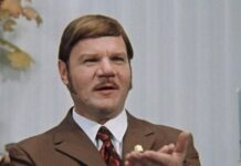 Тест: узнайте советский фильм по знаменитым фразам Михаила Пуговкина 09579266-4238-4a3e-afa0-0aaeb3dc0197-67d463b4