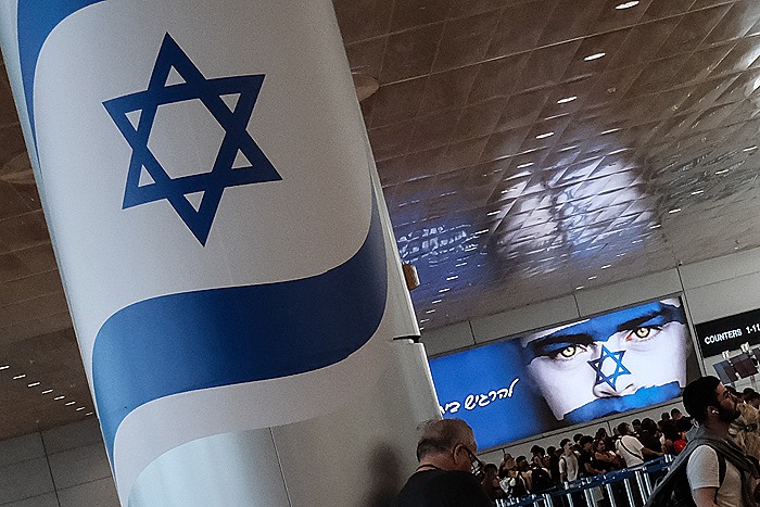 Тихое море позволит собрать максимум мазута возле кормы "Волгонефти 239"