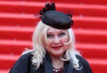 Могила Мирошниченко: легендарную актрису похоронят среди звезд отечественного искусства 3e05fdc4-c92c-4917-b25b-fa630bdc7a21-67d46407