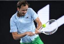 Эмоциональные моменты Медведева на Australian Open 61368109-e3f3-42d6-88c7-ea6f2dddfd9f-67dc650b