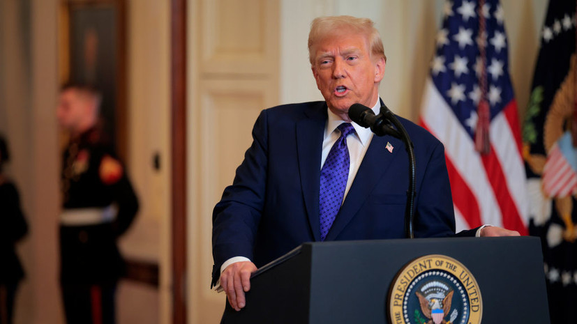 Американист назвал нереалистичной угрозу Трампа о 100% пошлинах против БРИКС