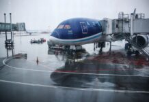 AZAL отменила рейс из-за закрытия неба над Казанью 7b47f19d-e055-4a8f-8df4-6bc7babc70ee-67d1653d