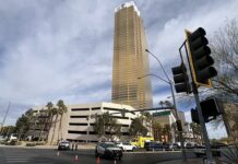 Инцидент с Tesla Cybertruck в Лас-Вегасе: новые подробности от местных властей 872e7a1d-c4be-4b36-9c03-d3e8e86f04f9-67ca3ef7