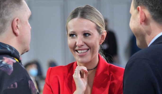 В Сети обсудили возможный переезд Собчак