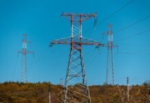 Оперативное восстановление электроснабжения во Владивостоке: ситуация под контролем a714910a-6716-49ea-816b-5fcfa68bcabc-67cd8c11