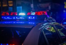 Бортпроводница American Airlines посвятила 30 лет любимой профессии b471c894-f79f-4ce8-aebb-0f3b8d8f1ba6-67d85b81