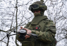 Масштабная подготовка операторов беспилотников в ЦВО: новая эра военных технологий cd76ccfe-c5f3-4525-8007-d68a21baa238-67c9c453