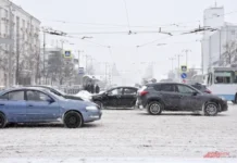 Профессиональная уборка снега на дорогах Екатеринбурга d8253c83-c26c-4e37-9d7a-894069882cb4-67ec0d1e