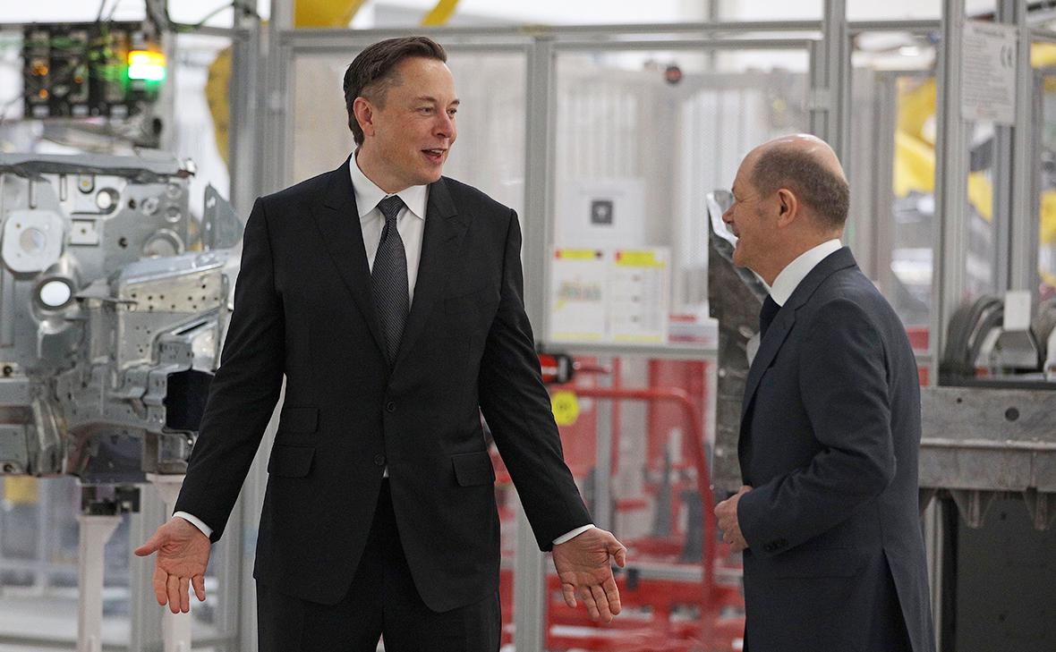 Илон Маск и Олаф Шольц
(Christian Marquardt / Getty Images)