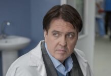 Известный актер Денис Матросов участвовал в дорожном происшествии в Москве 2c670674-7c24-41c7-8035-fd23b1a77d96-67f9114b