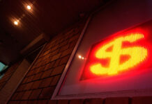 Курсы валют в обменных пунктах Москвы 27 января