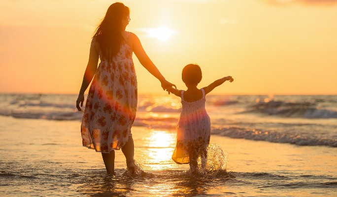 Звезде шоу "Дом-2" потребовался психотерапевт после развода с мужем