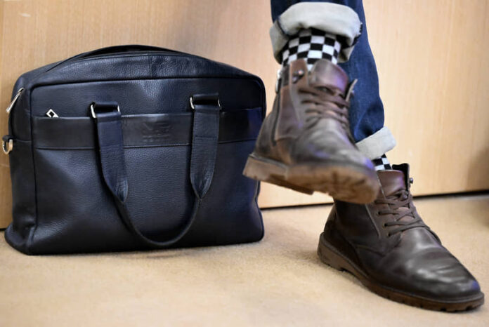 4521151d-70ac-47b7-a6d7-2b652e42e94b-6808d532