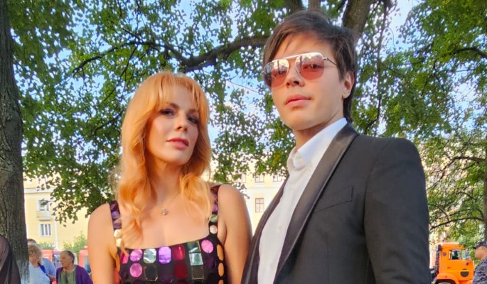 Звездная пара: 41-летняя Стоцкая очаровала всех красивым молодым возлюбленным