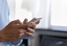 Судьбоносная переписка: как знакомство в мессенджере привело к 15 годам колонии 57f9dbdf-7a7c-4f9d-9af6-e1a364c264aa-680b8b70