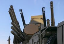 Массированная атака беспилотников на российские регионы 5b759a42-6ff3-4160-9610-cd95c853e4cb-67f9a9f9