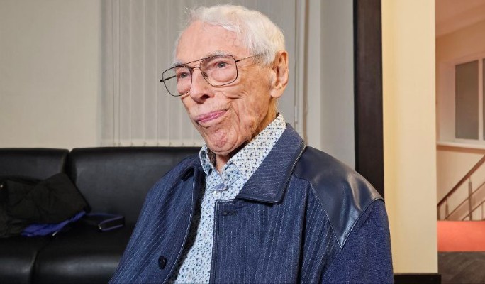 Там пела Пугачева: Зацепин стал обладателем 180-метровой квартиры в Москве