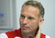 Гашек поделился историей о решении не участвовать в матче с Путиным 8e8567d0-b7bd-4c72-9794-ffcffa8e84f5-680232ce