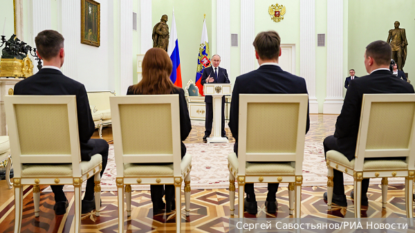 Политолог: Поддержка молодых ученых обеспечит России глобальное лидерство в науке