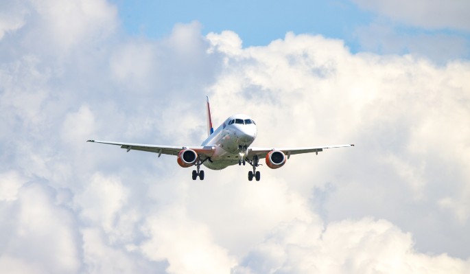 "Нет никаких иллюзий": заявлено об открытии аэропорта Симферополя и повышении цен