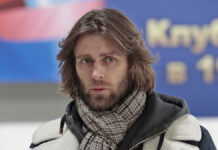 Трогательный выход на лед: Петр Чернышев и дочь почтили память Анастасии Заворотнюк Репетиция ледового шоу Щелкунчик