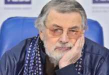 Михаил Ширвиндт отправился в путешествие после выздоровления отца b68827f3-9dd7-40af-ace1-153a4d9d450b-67fb3327