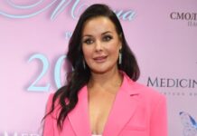 Блеснувшую в обтягивающем платье Федорову заподозрили в беременности blesnuvshuyu v obtyagivayushhem plate fedorovu zapodozrili v beremennosti-todey-ru-174074926000-0