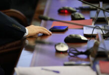 d62f882a-b78a-47bd-9142-33d9a0559fa7-6803fb17