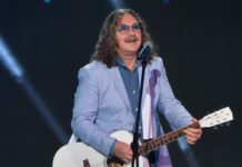 igor nikolaev predstavil publike yarkij tvorcheskij duet-todey-ru-174070300300-0