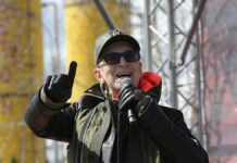 Певец Александр Буйнов поделился мнением после дорожного инцидента pevecz aleksandr bujnov podelilsya mneniem posle dorozhnogo inczidenta-todey-ru-174069297500-0