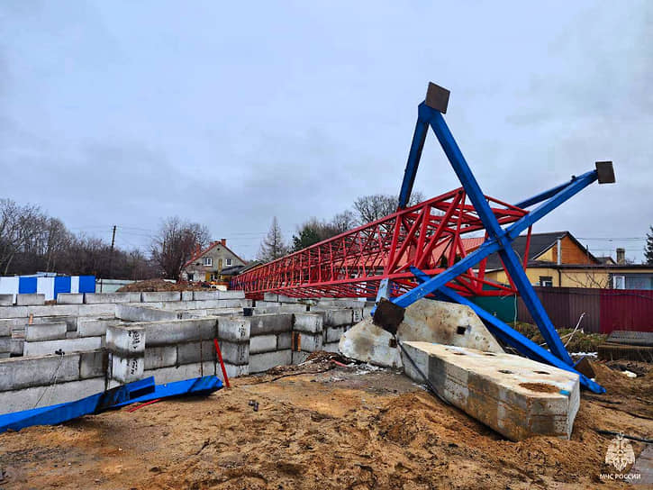 Происшествие на стройке в Пионерском завершилось оперативным спасением рабочих-0