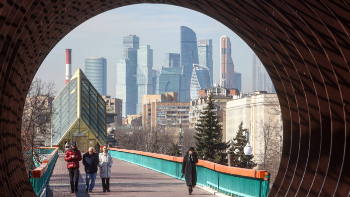 Весенние городские жанры