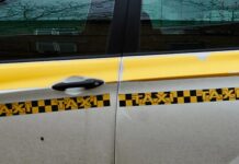 v stolicze taksistmigrant brosil ranenogo voennogo na doroge-todey-ru-174055211200-0