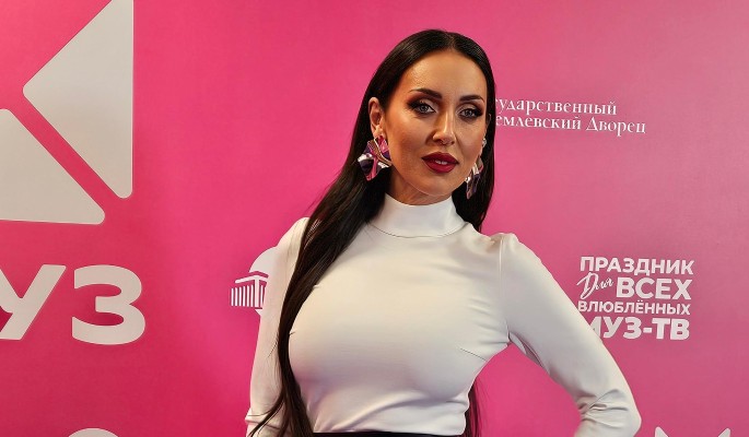 Разведенная Алсу шокировала адвоката Александра Добровинского своим поступком