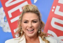 Анна Семенович о выборе остаться в России anna semenovich o vybore ostatsya v rossii-todey-ru-174157872500-0