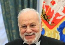 Бедрос Киркоров удостоен прощания в Москве на Троекуровском кладбище Ïðåçèäåíò ÄÌåäâåäåâ íà ïðåññ-êîíôåðåíöèè ïî èòîãàì âñòðå÷è íà âûñøåì óðîâíå Ðîññèÿ — Åâðîñîþç