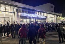 Четырем участникам беспорядков в аэропорту Махачкалы вынесли приговор chetyrem uchastnikam besporyadkov v aeroportu mahachkaly vynesli prigovor-todey-ru-174121087700-0