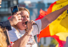 Диана Шошоакэ обвиняет НАТО и ЕС в давлении на Румынию в письме Путину BucharestRomania-October2022RomanianSenatorDianaIovanoviciSosoaca